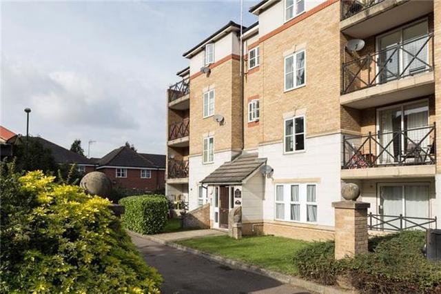  Image of 2 bedroom Flat to rent in Stoneyard Lane London E14 at Stoneyard Lane, Canary Wharf, E14