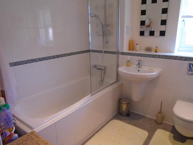  Image of 3 bedroom Semi-Detached house to rent in High Street Binbrook Market Rasen LN8 at BINBROOK