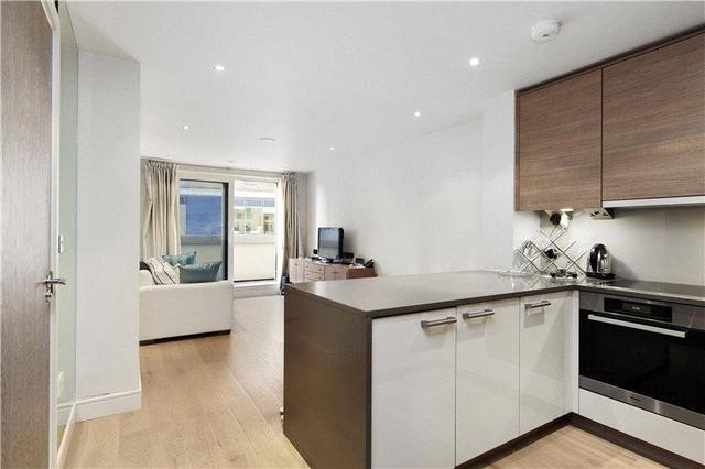 Image of 1 bedroom Flat to rent in Townmead Road London SW6 at Octavia House, Townmead Road, London, SW6