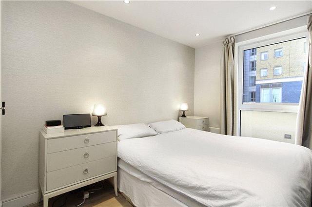  Image of 1 bedroom Flat to rent in Townmead Road London SW6 at Octavia House, Townmead Road, London, SW6