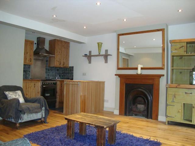  Image of 1 bedroom Flat to rent in North End Road London SW6 at North End Road, London, SW6