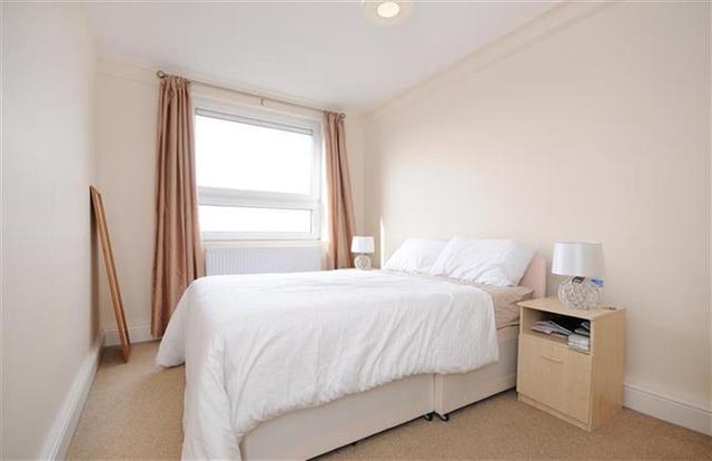  Image of 2 bedroom Flat to rent in Finlay Street London SW6 at Fulham, Pellant Road, SW6