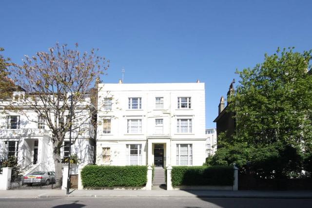  Image of Studio flat to rent in Chepstow Villas London W11 at Mansion, Chepstow, Notting Hill, W11