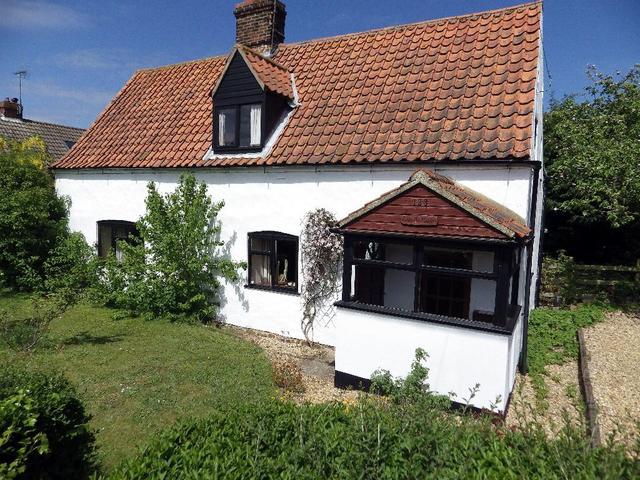  Image of 4 bedroom Cottage for sale in Station Road Snettisham King