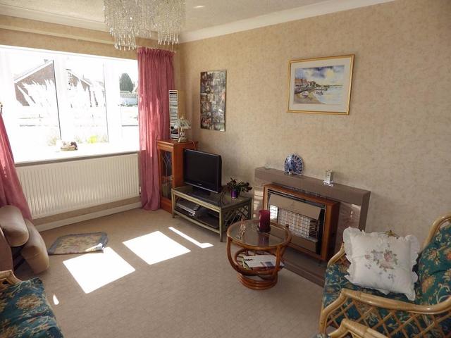  Image of 2 bedroom Detached Bungalow for sale in Forest Drive Heacham King