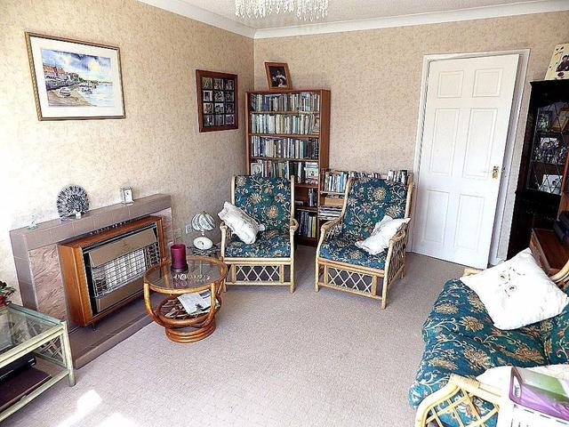  Image of 2 bedroom Detached Bungalow for sale in Forest Drive Heacham King