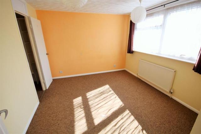  Image of 3 bedroom End of Terrace to rent in Queens Park Road Brighton BN2 at Queens Park Road, Brighton