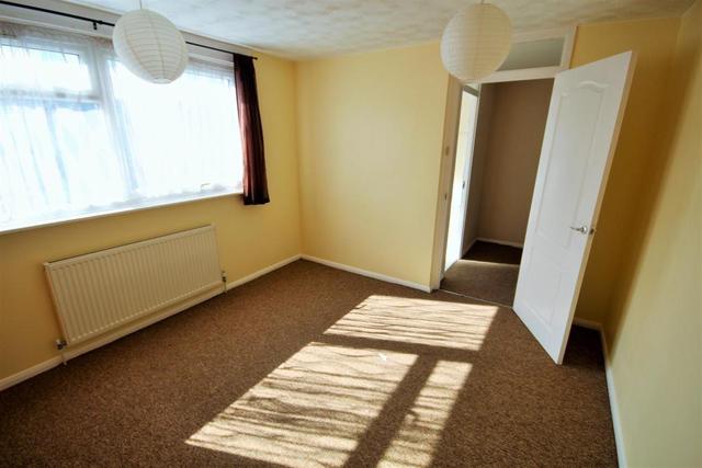  Image of 3 bedroom End of Terrace to rent in Queens Park Road Brighton BN2 at Queens Park Road, Brighton
