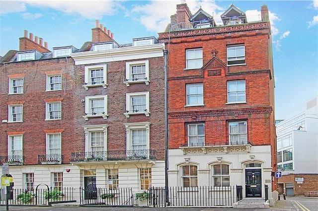  Image of 1 bedroom Flat to rent in Upper Berkeley Street London W1H at Upper Berkeley, London, W1H