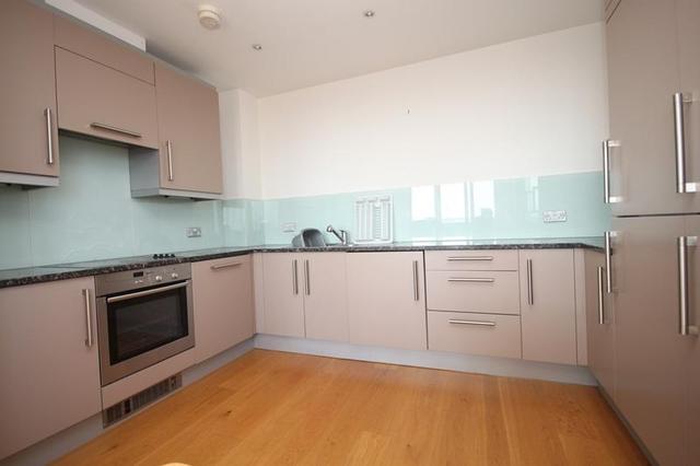  Image of 2 bedroom Flat to rent in Spencer Way London E1 at Kelday Heights, Spencer Way, London, E1
