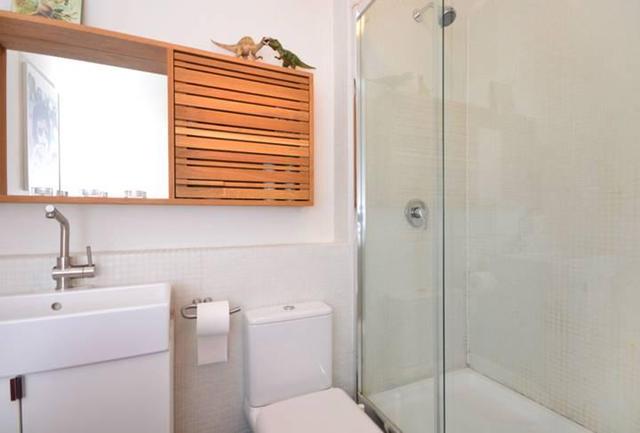  Image of 2 bedroom Flat to rent in Latimer Road London W10 at Latimer Road, North Kensington, W10