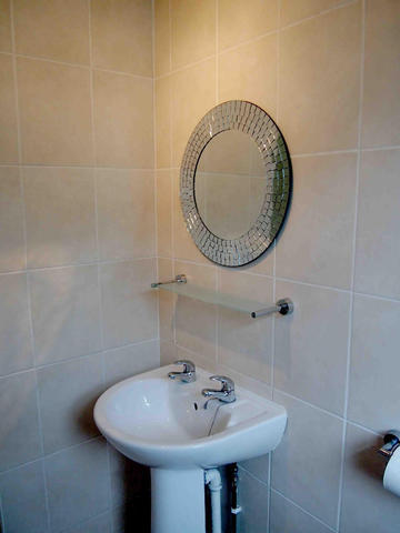  Image of 2 bedroom Terraced house to rent in Dinas Street Plasmarl Swansea SA6 at DINAS STREET, Swansea, SA6