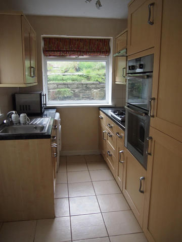  Image of 2 bedroom Terraced house to rent in Dinas Street Plasmarl Swansea SA6 at DINAS STREET, Swansea, SA6