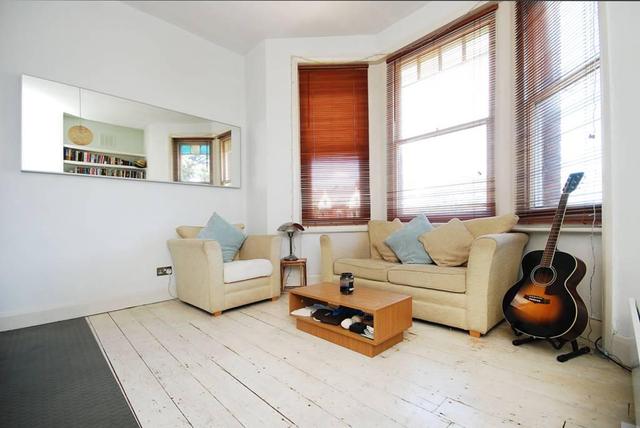  Image of 2 bedroom Flat to rent in Margravine Road London W6 at Margravine Road, Barons Court, W6
