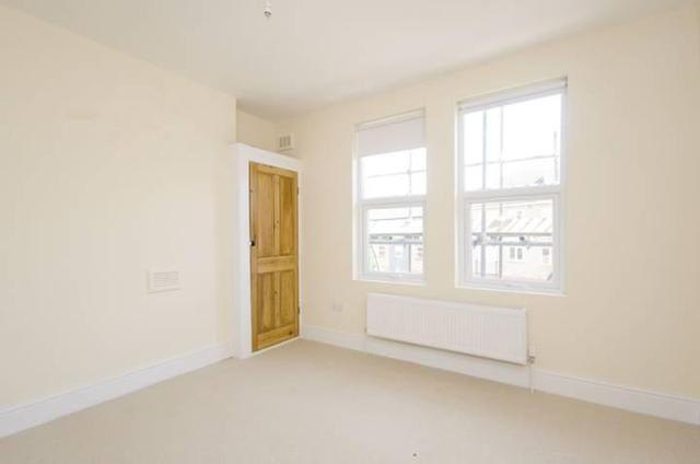  Image of 2 bedroom Flat to rent in Holland Road London W14 at Holland Road, Holland Park, W14