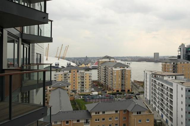  Image of 1 bedroom Flat to rent in Hay Currie Street London E14 at Panoramic Tower, Canary Wharf, E14