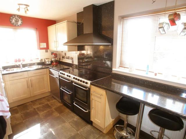  Image of 3 bedroom Detached house for sale in Gibbs Field Thorley Bishop