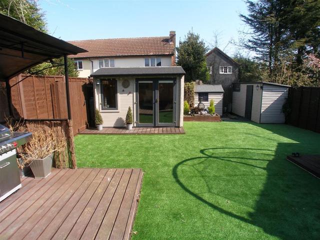  Image of 3 bedroom Detached house for sale in Gibbs Field Thorley Bishop