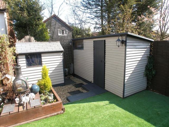  Image of 3 bedroom Detached house for sale in Gibbs Field Thorley Bishop