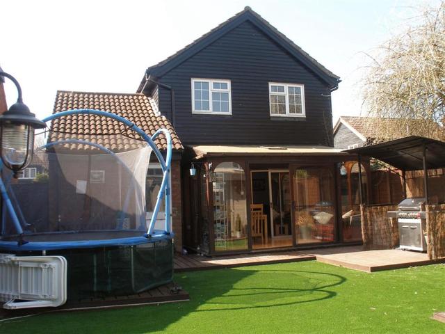  Image of 3 bedroom Detached house for sale in Gibbs Field Thorley Bishop