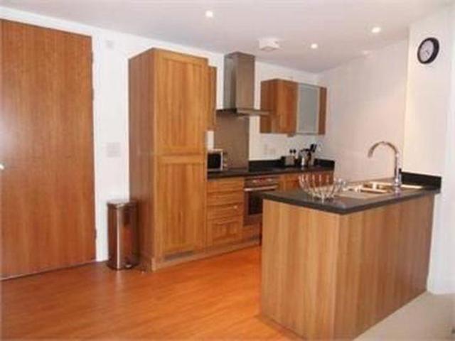  Image of 2 bedroom Flat to rent in Trawler Road Maritime Quarter Swansea SA1 at Meridian TowerTrawler Road,Swansea,SA1