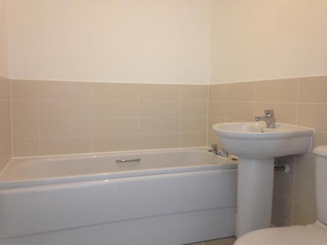  Image of 2 bedroom Flat to rent in Rhes Gwaith Tun Morfa Llanelli SA15 at COMING SOON !!! The Links,Llanelli,SA15