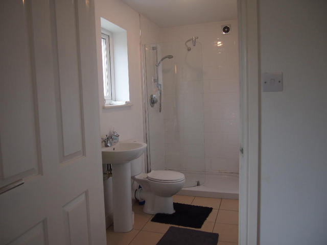  Image of 4 bedroom Semi-Detached house to rent in Cecil Road Gorseinon Swansea SA4 at Cecil Road, SA4