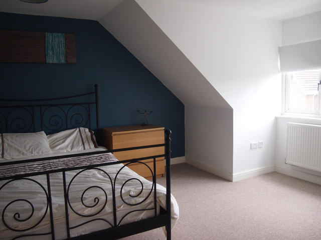  Image of 4 bedroom Semi-Detached house to rent in Cecil Road Gorseinon Swansea SA4 at Cecil Road, SA4
