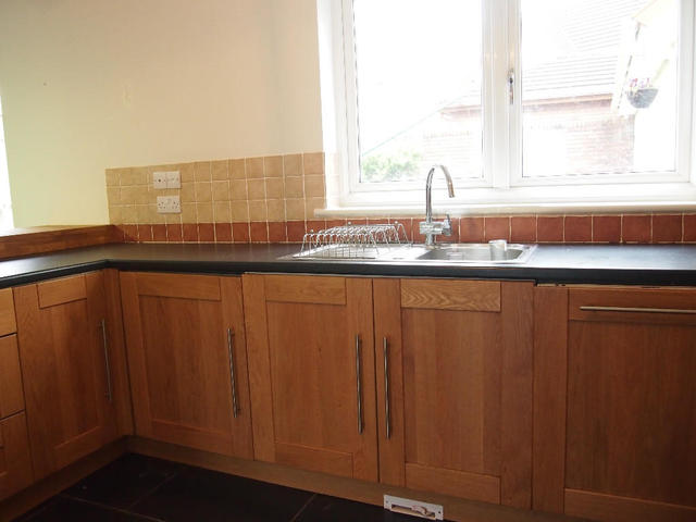  Image of 4 bedroom Semi-Detached house to rent in Cecil Road Gorseinon Swansea SA4 at Cecil Road, SA4