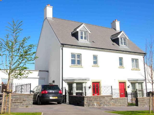  Image of 4 bedroom Semi-Detached house for sale in Heathland Way Llandarcy Neath SA10 at Heathland Way, Neath, South Glamorgan, Neath Port Talbot, SA10