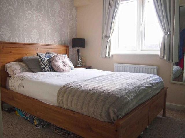  Image of 1 bedroom Flat to rent in Heol Cae Tynewydd Loughor Swansea SA4 at Heol Cae Tynewydd, SA4