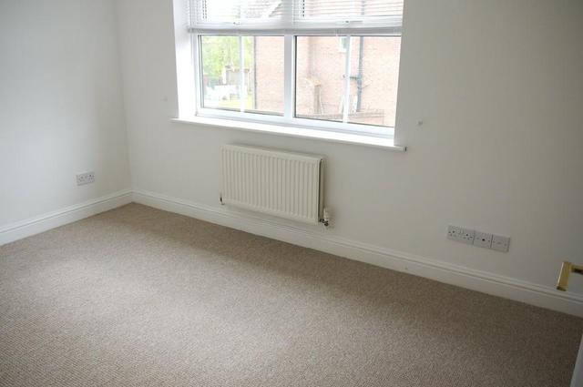  Image of 4 bedroom Detached house for sale in Sir Len Hutton Drive Goole DN14 at Sir Len Hutton Drive, Goole