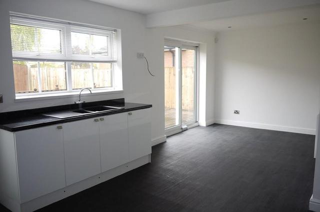  Image of 4 bedroom Detached house for sale in Sir Len Hutton Drive Goole DN14 at Sir Len Hutton Drive, Goole