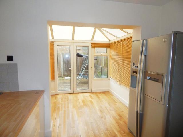  Image of 3 bedroom Houses to rent in Westbourne Park Road London W11 at Westborne Park Road, Westborne Park, W11