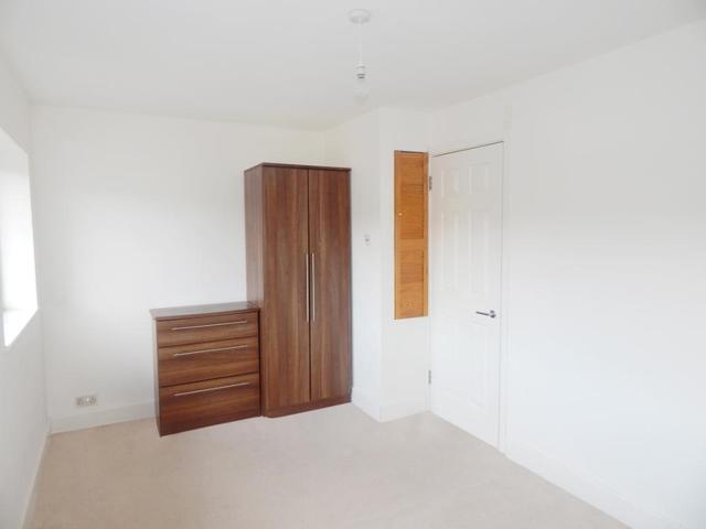  Image of 3 bedroom Houses to rent in Westbourne Park Road London W11 at Westborne Park Road, Westborne Park, W11