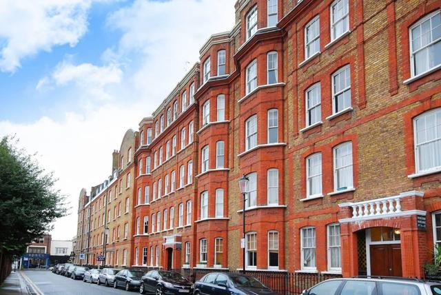  Image of 1 bedroom Flat to rent in Earls Court Road London W8 at Pater, Kensington, W8