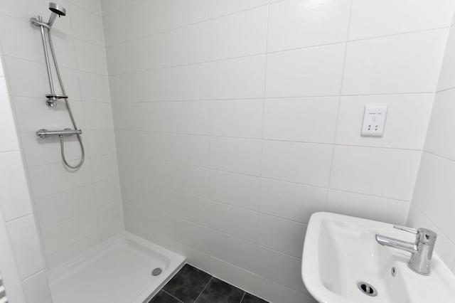  Image of 2 bedroom Flat to rent in Holland Road London W14 at Holland Road, Notting Hill, W14
