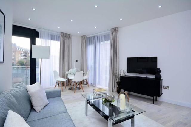  Image of 2 bedroom Flat to rent in Plumbers Row London E1 at Plumbers Row, Commerical Road, E1