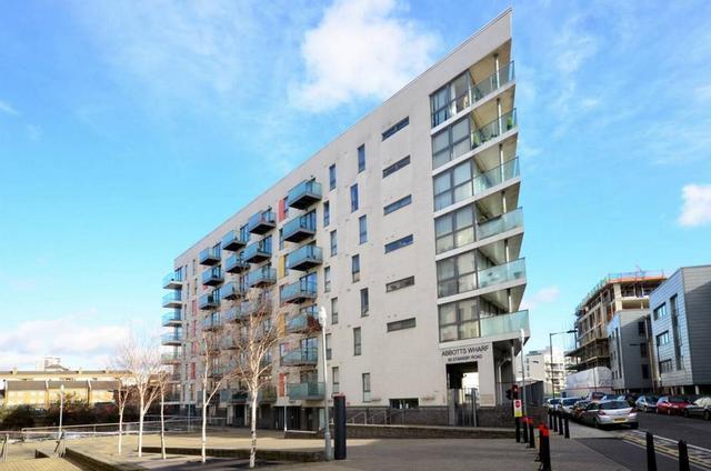  Image of 2 bedroom Flat to rent in Thomas Road London E14 at Thomas Rd, Abbotts Wharf, E14