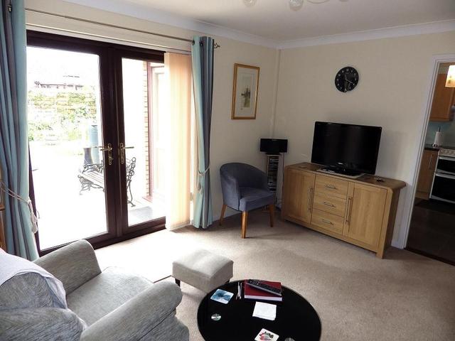  Image of 2 bedroom Semi-Detached Bungalow for sale in Witton Close Heacham King