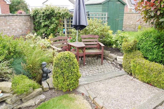  Image of 4 bedroom Detached house for sale in Riverdale Road Swinefleet Goole DN14 at Riverdale Road, Swinefleet