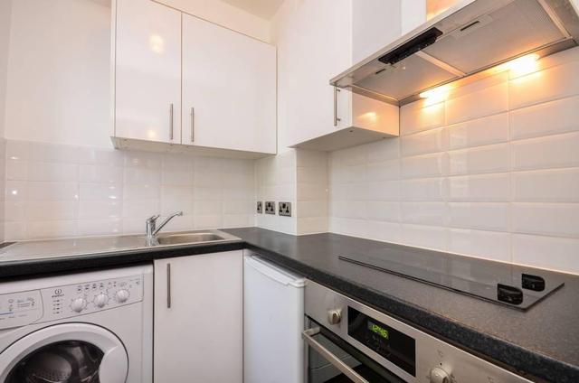  Image of Studio flat to rent in Westbourne Park Road London W2 at Westbourne Park Road, London, W2