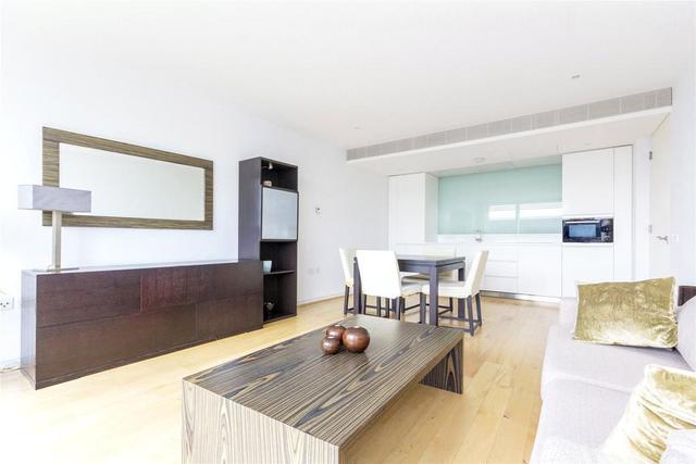  Image of 1 bedroom Flat to rent in Hertsmere Road London E14 at West India Quay, Canary Wharf, E14