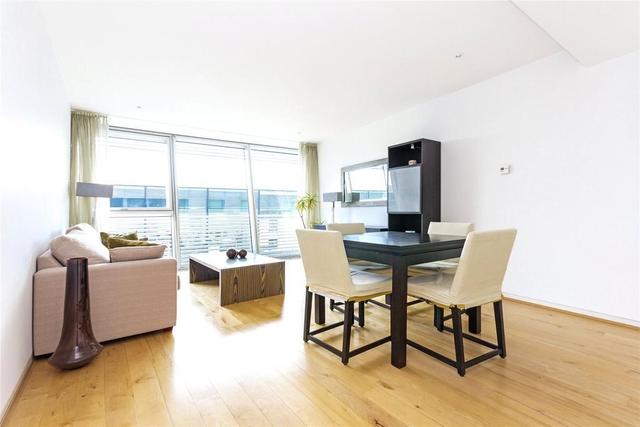  Image of 1 bedroom Flat to rent in Hertsmere Road London E14 at West India Quay, Canary Wharf, E14
