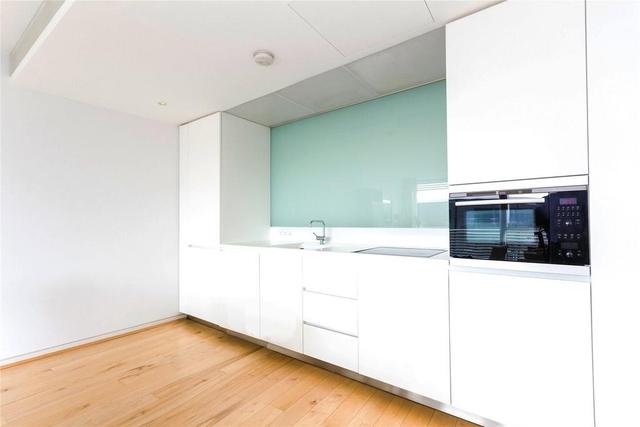  Image of 1 bedroom Flat to rent in Hertsmere Road London E14 at West India Quay, Canary Wharf, E14