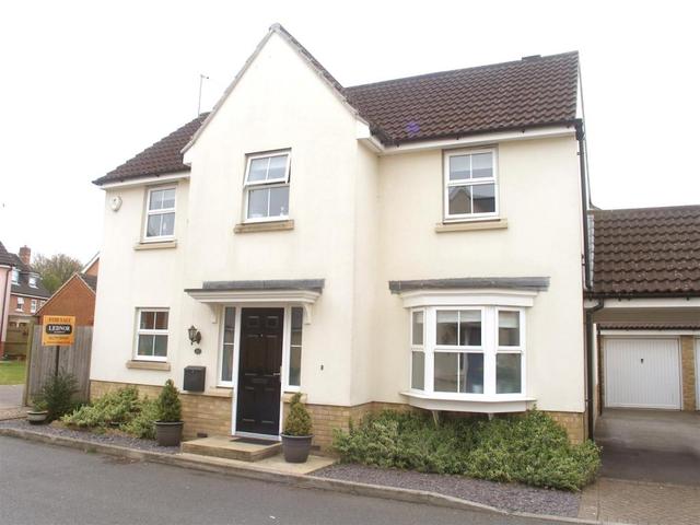  Image of 4 bedroom Detached house for sale in Harvest Fields Brewers End Takeley Bishop