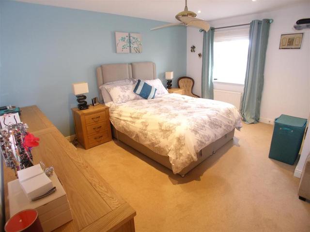  Image of 4 bedroom Detached house for sale in Harvest Fields Brewers End Takeley Bishop