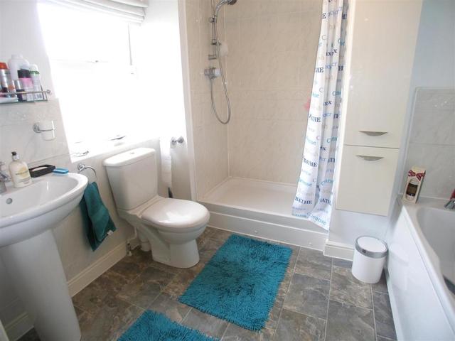  Image of 4 bedroom Detached house for sale in Harvest Fields Brewers End Takeley Bishop