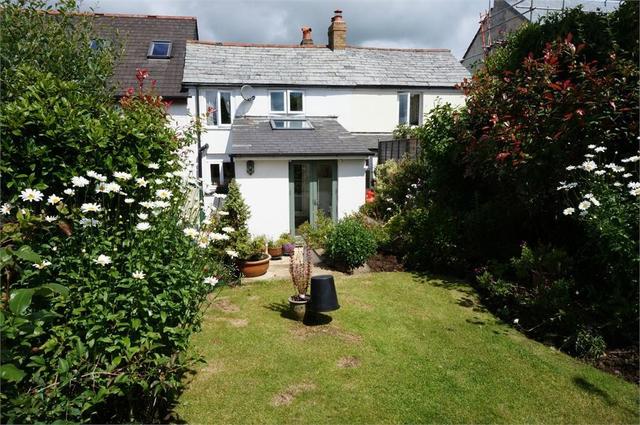  Image of 2 bedroom Cottage for sale in Chapel Row Tremar Coombe Liskeard PL14 at Chapel Row, Tremar Coombe, Liskeard, Cornwall