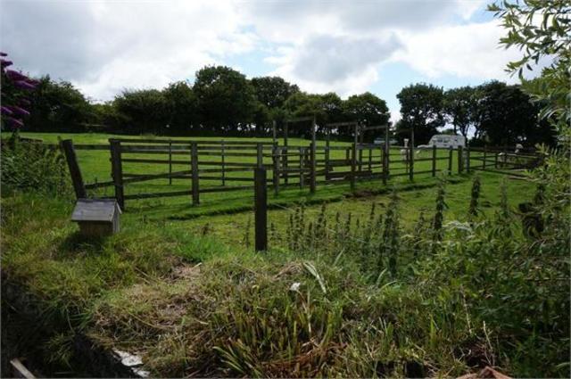  Image of 2 bedroom Cottage for sale in Chapel Row Tremar Coombe Liskeard PL14 at Chapel Row, Tremar Coombe, Liskeard, Cornwall